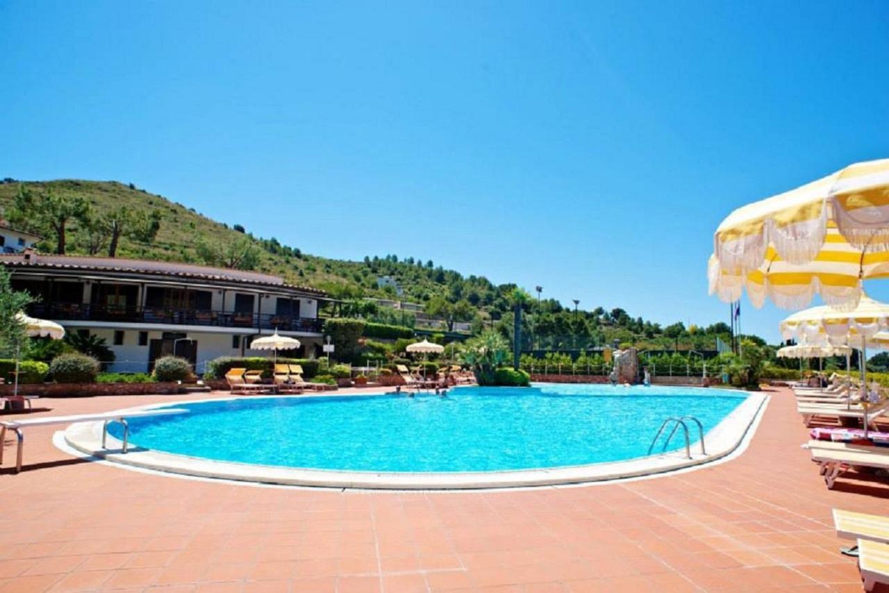 Casa Vacanza Kair Trilo 227 Sperlonga Esterno foto